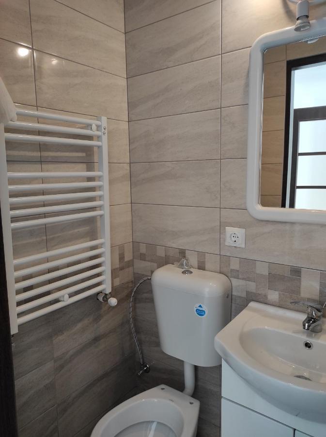 Garsoniera Cocheta Zona Coresi Mall 브라쇼브 외부 사진